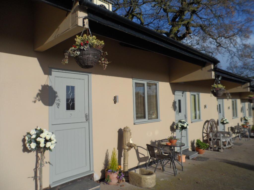 The Stables - Deer Park Farm Bed & Breakfast Solihull Exterior photo